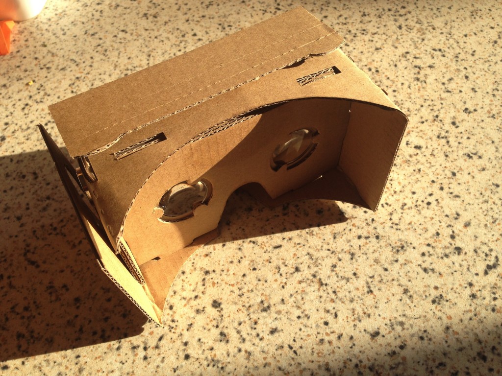 Cardboard VR Goggles